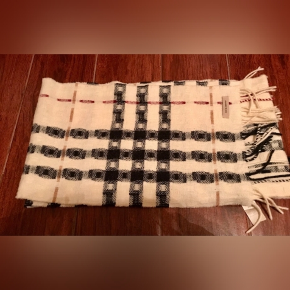 Burberry scarf